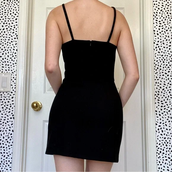 French Connection Black Mini Dress🗝 - Picture 4 of 9